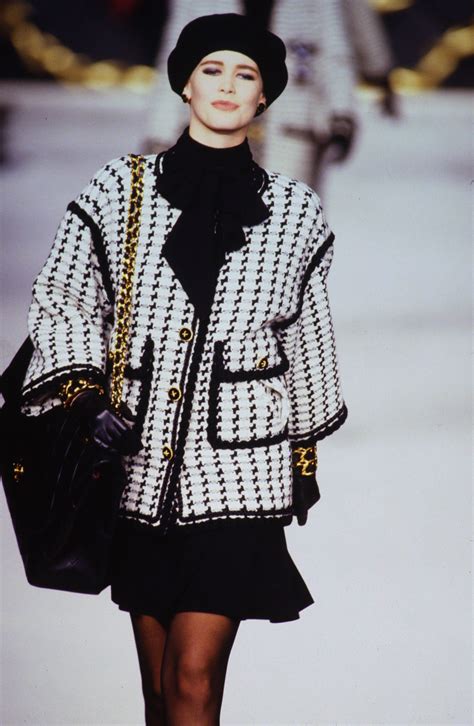 chanel iconic 90's|chanel fashion shows 1990s.